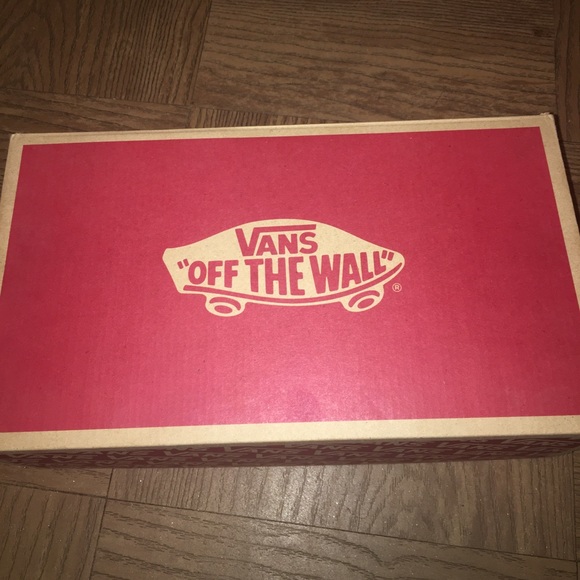 Vans - Picture 2 of 3